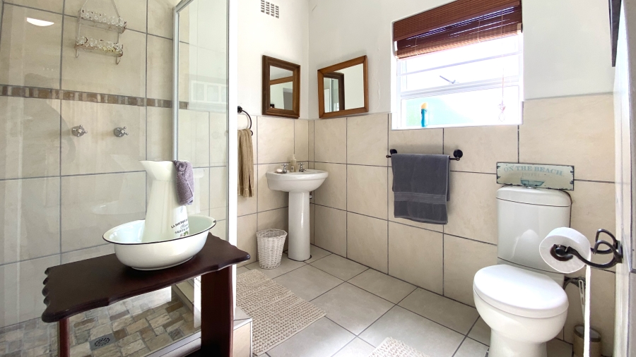 3 Bedroom Property for Sale in Dwarskersbos Western Cape